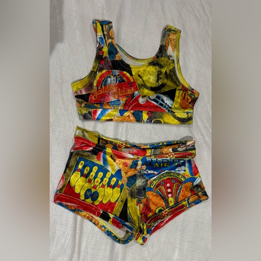 Girls Size 12 Vibrant Retro  Graphic Velvet Crop Top & Shorts Set